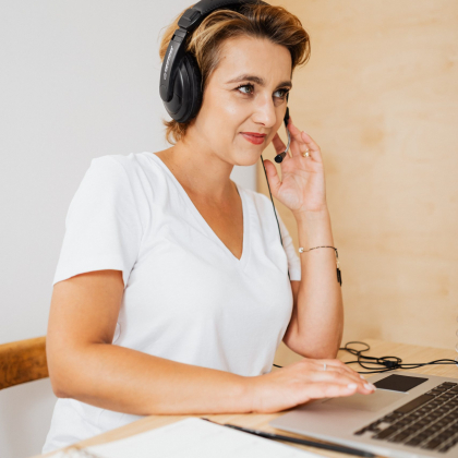 pexels-karolina-grabowska-5239946